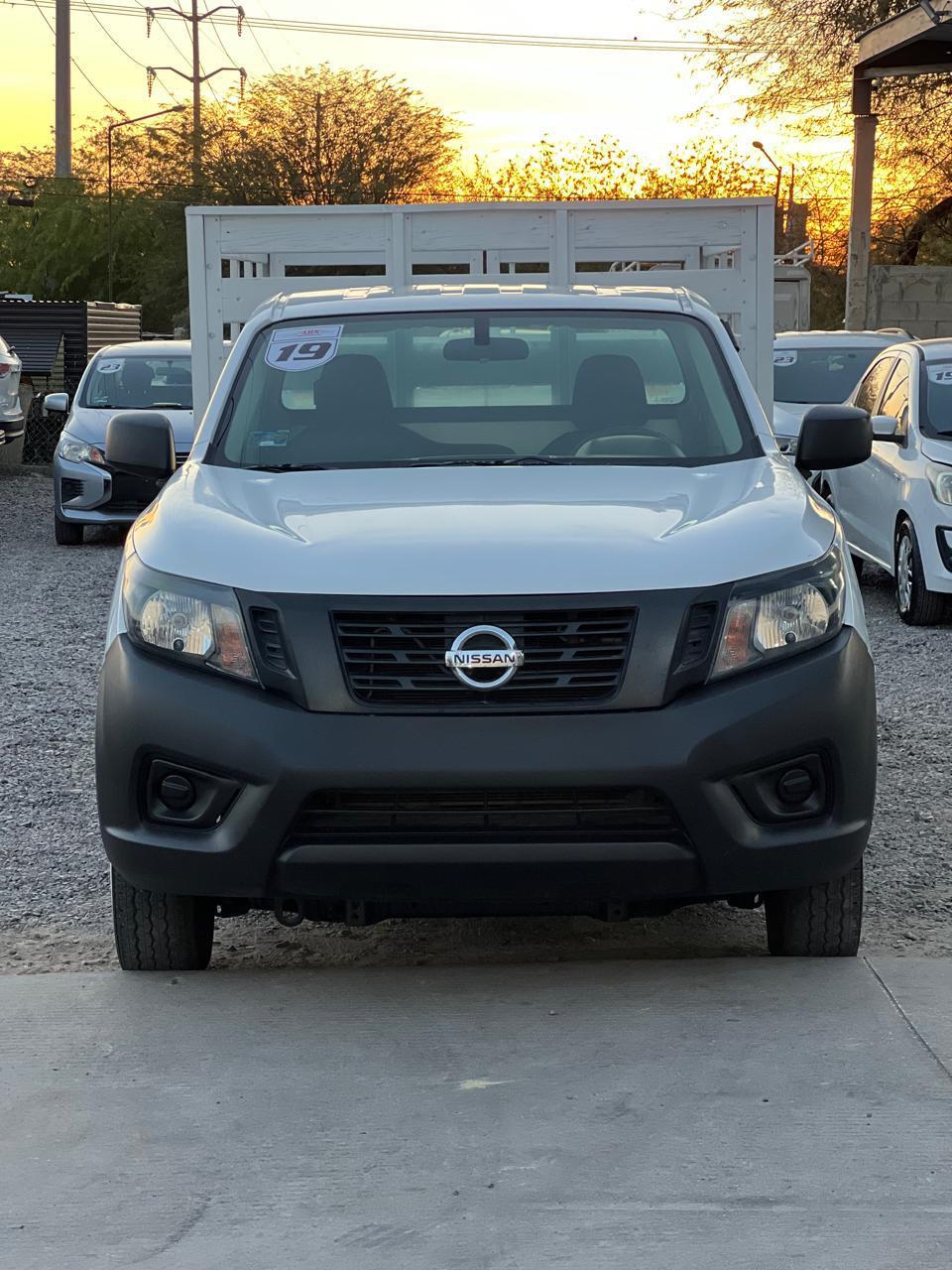 Nissan NP 300 Estaquitas