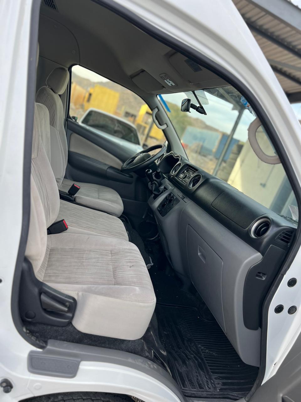 Nissan Urvan