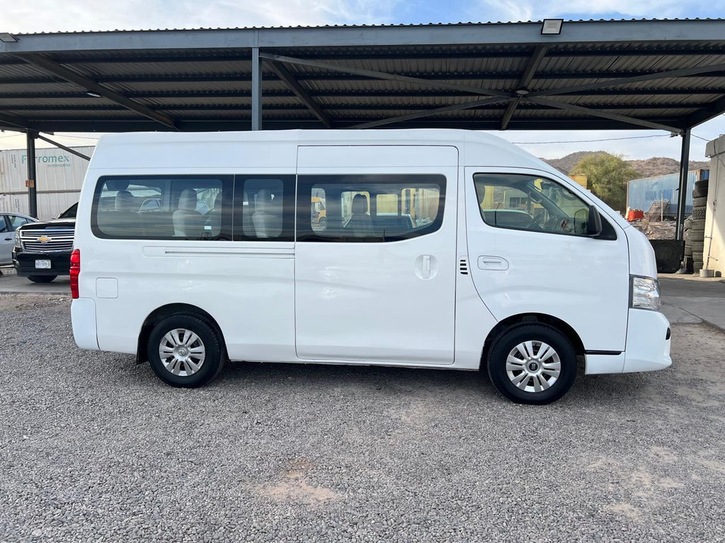 Nissan Urvan