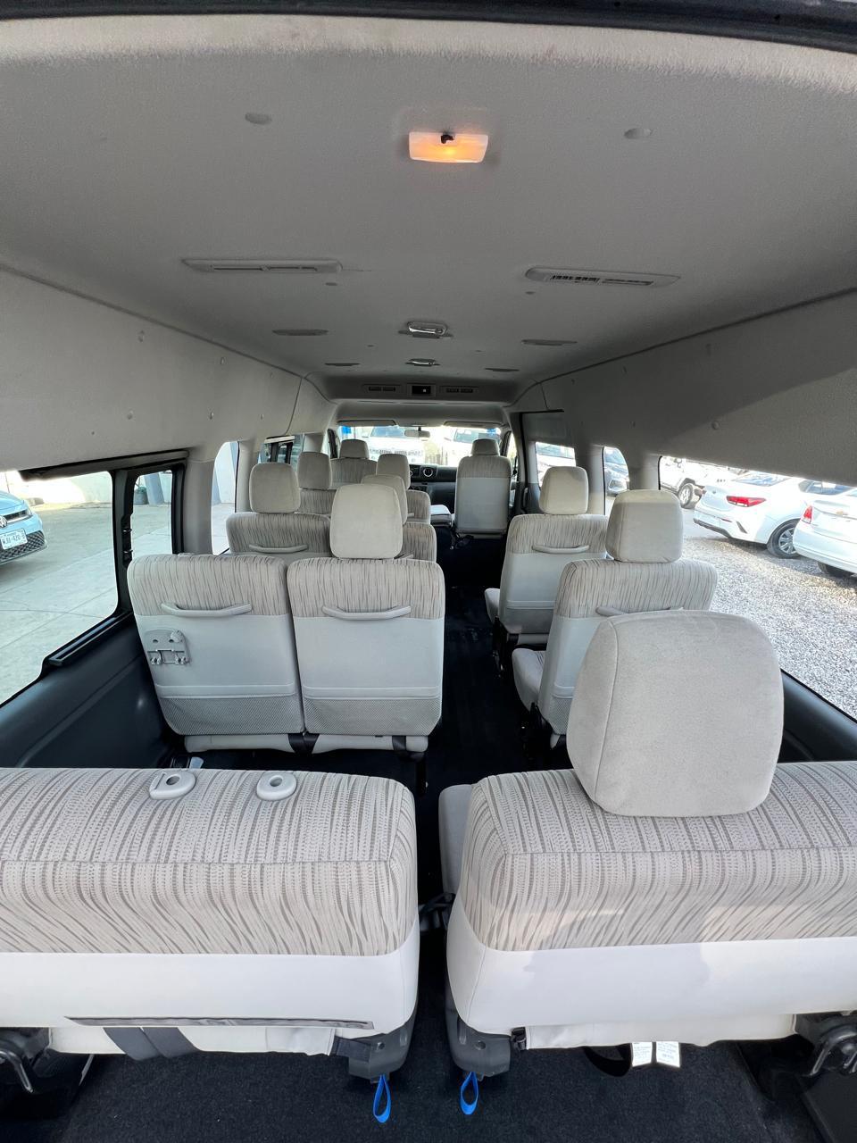 Nissan Urvan